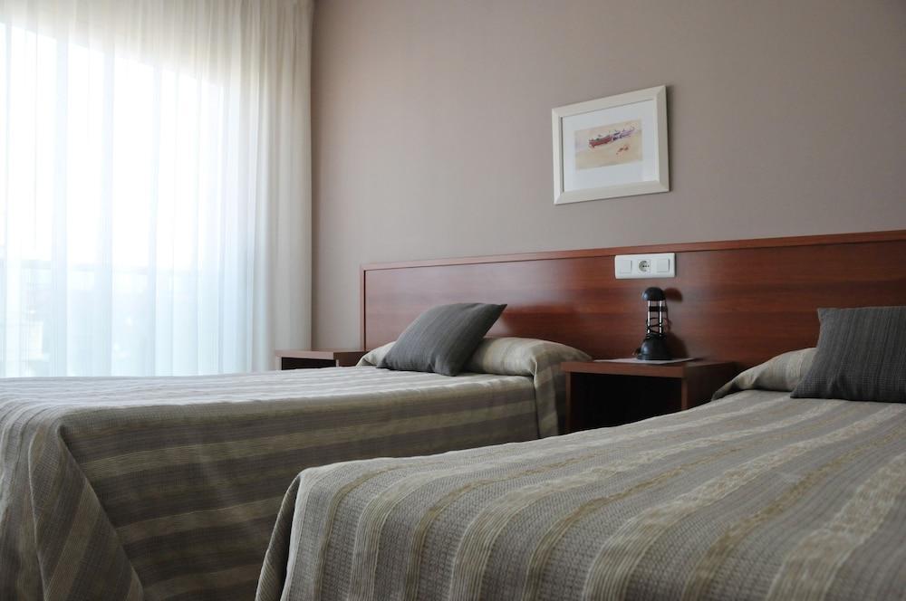 Hotel Calafell Platja Mar Exterior photo
