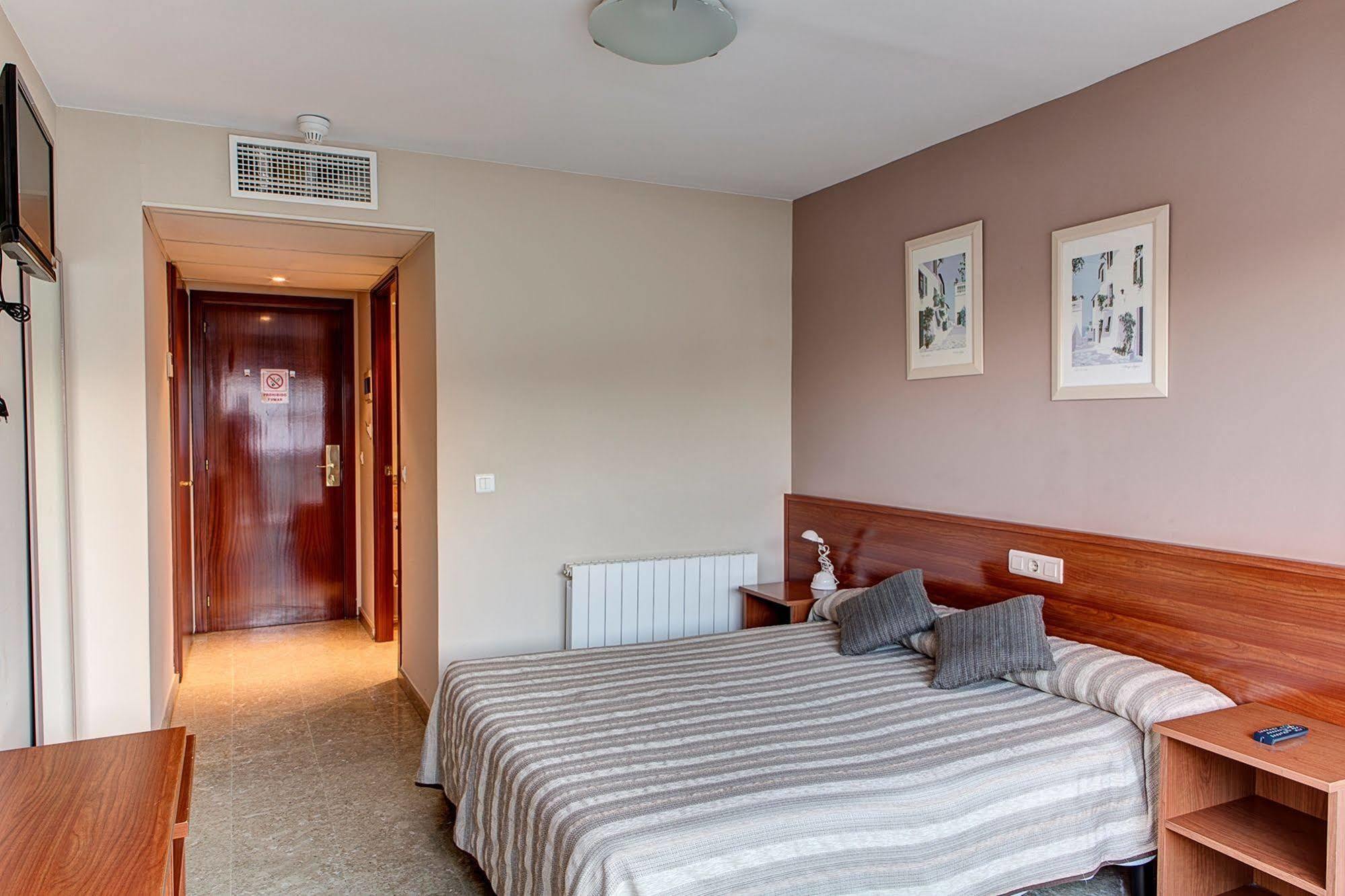 Hotel Calafell Platja Mar Exterior photo